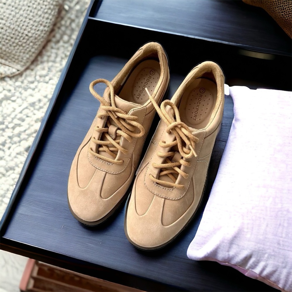 Rockport Tan Women's Flats & Loafers